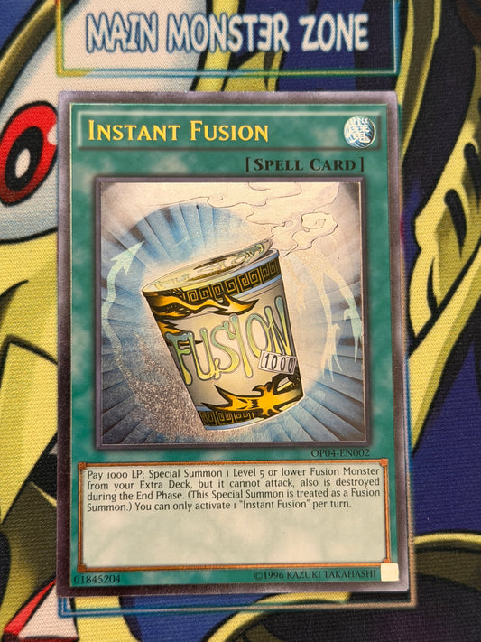 Instant Fusion (ultimate) OP04-EN002